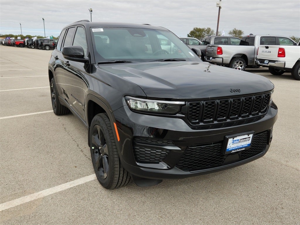2025 Jeep Grand Cherokee Altitude X