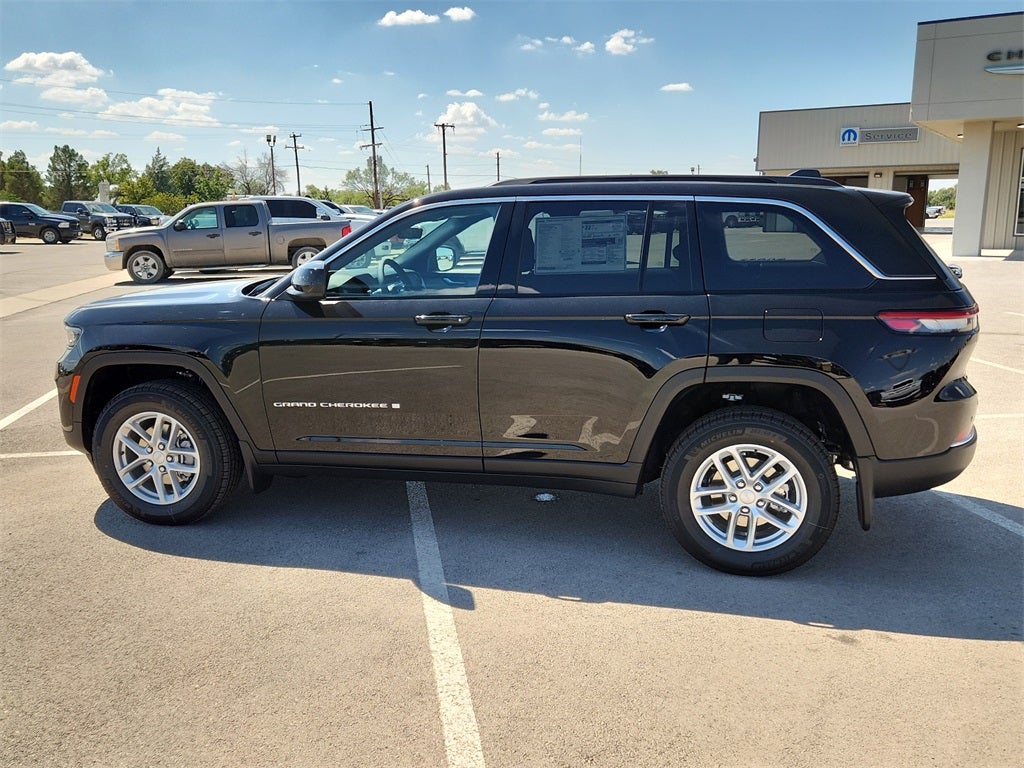 2025 Jeep Grand Cherokee Laredo X