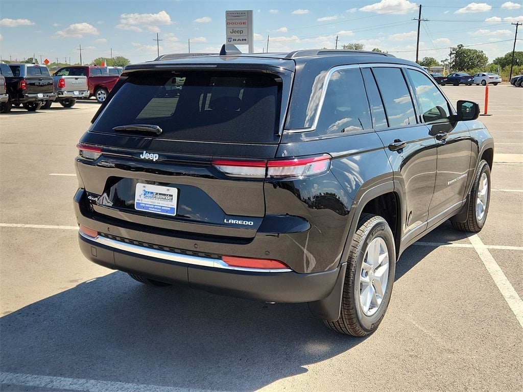 2025 Jeep Grand Cherokee Laredo X