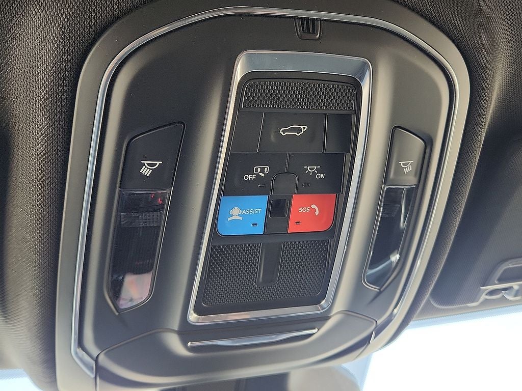 2026 Jeep Grand Cherokee Altitude 4x4
