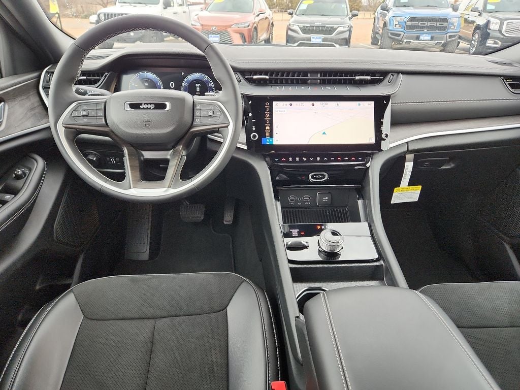 2026 Jeep Grand Cherokee Altitude