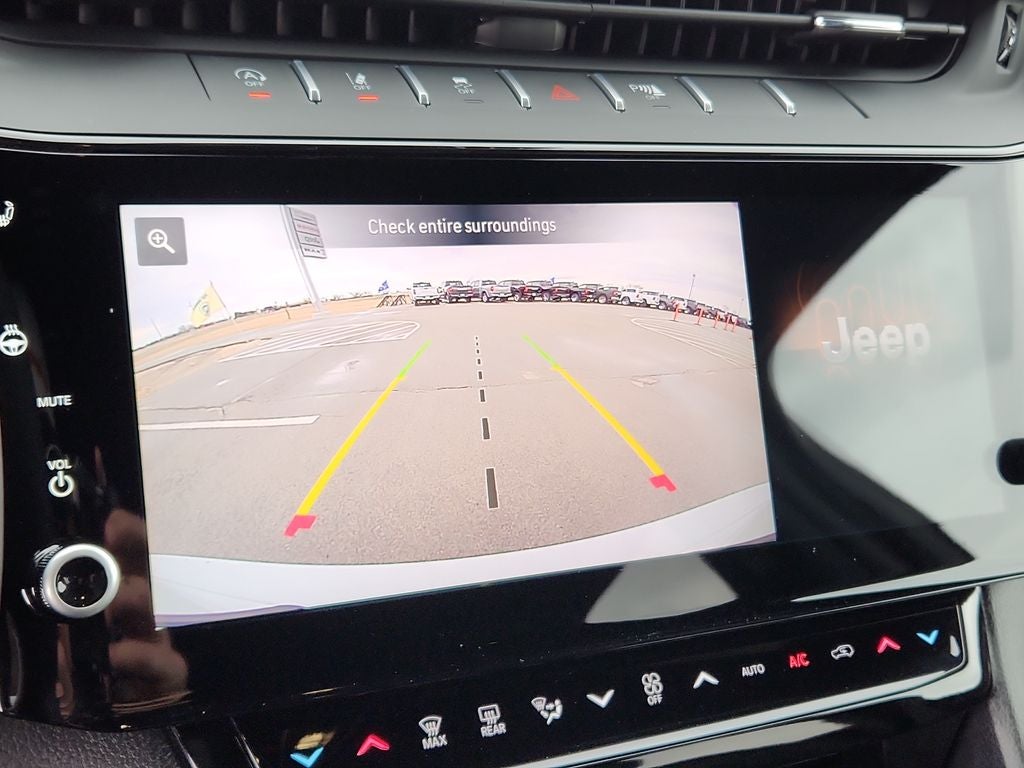 2026 Jeep Grand Cherokee Altitude