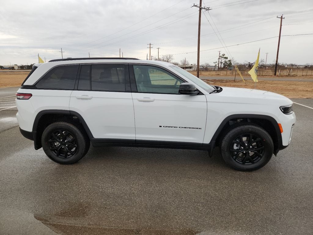 2026 Jeep Grand Cherokee Altitude