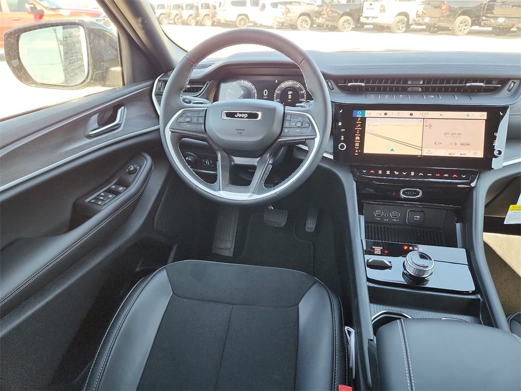 2026 Jeep Grand Cherokee Altitude