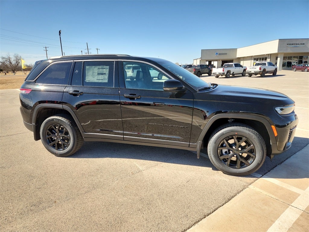 2026 Jeep Grand Cherokee Altitude