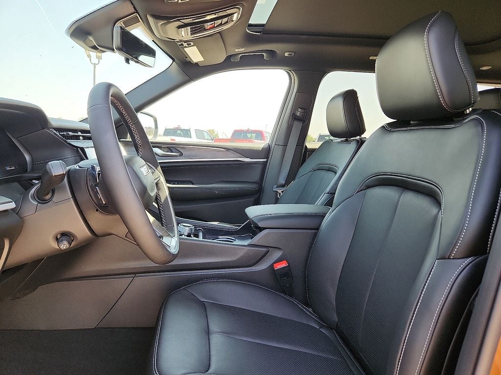2026 Jeep Grand Cherokee Limited Reserve