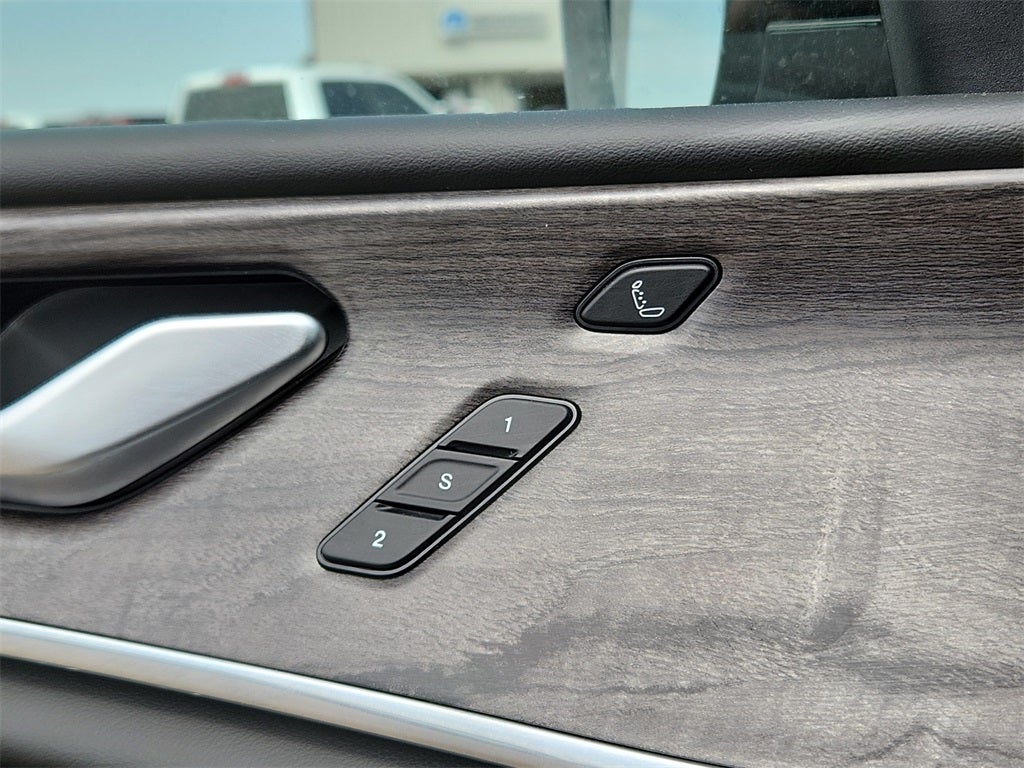 2025 Jeep Grand Cherokee Overland