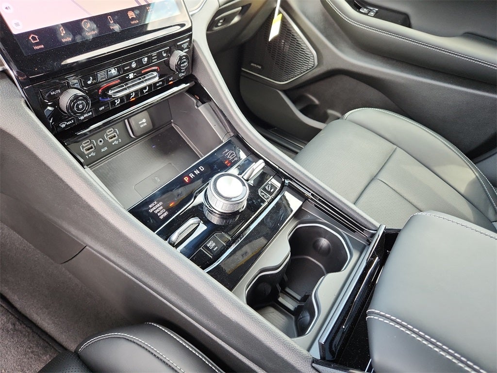 2025 Jeep Grand Cherokee Overland