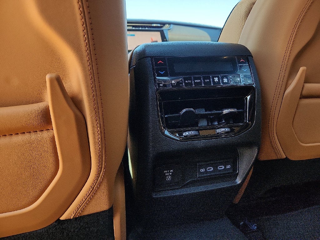 2027 Jeep Grand Cherokee GRAND CHEROKEE SUMMIT 4X4