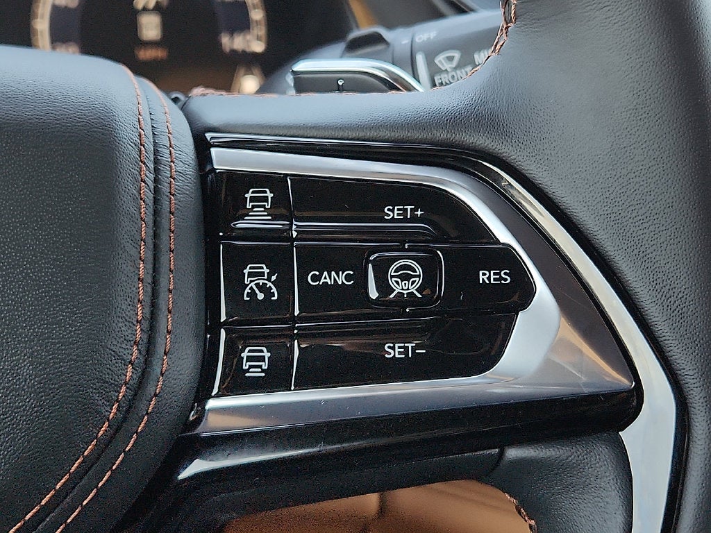 2027 Jeep Grand Cherokee GRAND CHEROKEE SUMMIT 4X4