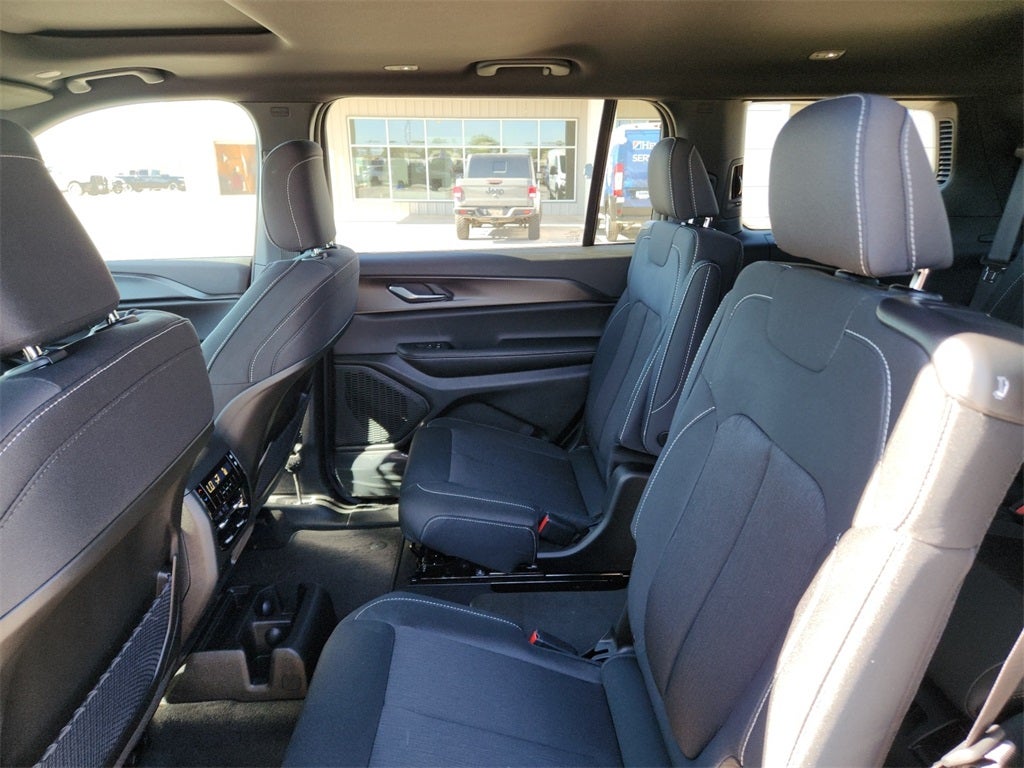 2025 Jeep Grand Cherokee L Laredo X