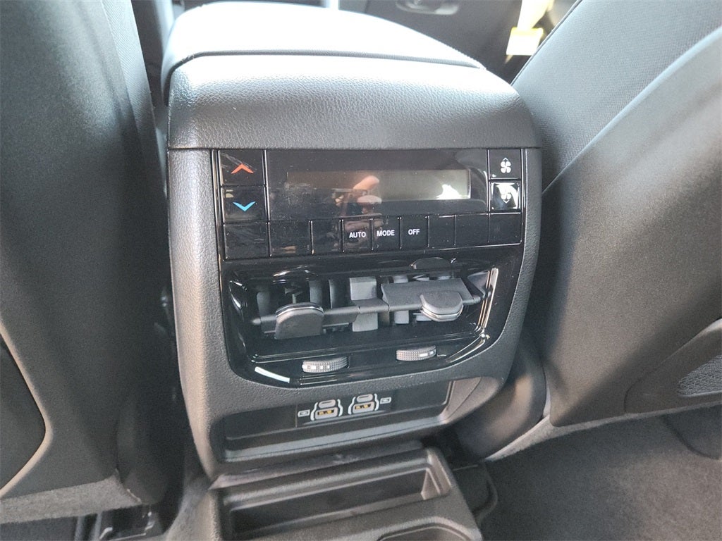 2025 Jeep Grand Cherokee L Laredo X