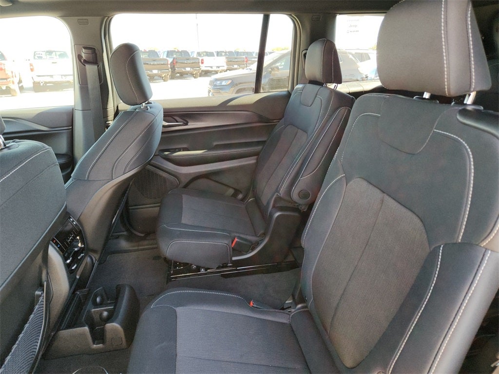 2025 Jeep Grand Cherokee L Laredo X