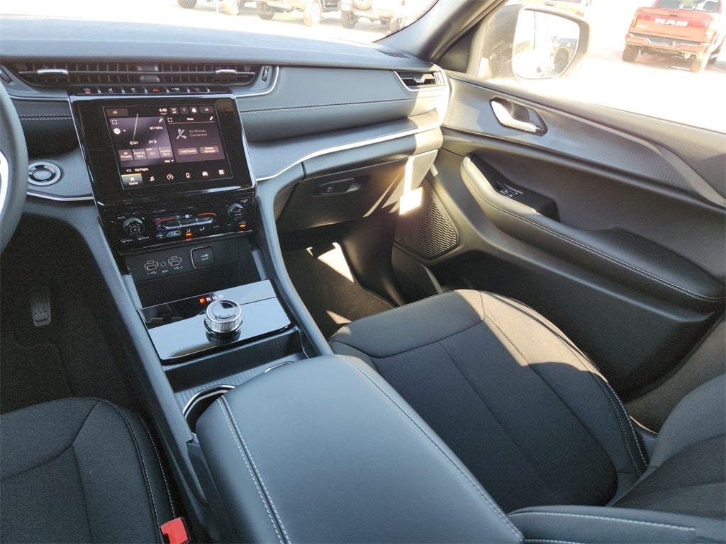 2025 Jeep Grand Cherokee L Laredo X