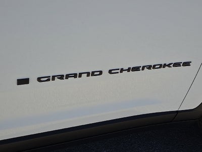 2027 Jeep Grand Cherokee L Laredo Altitude