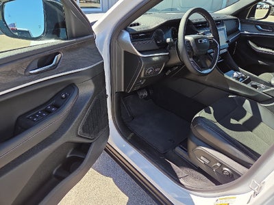 2027 Jeep Grand Cherokee L Laredo Altitude