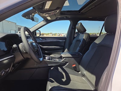 2027 Jeep Grand Cherokee L Laredo Altitude
