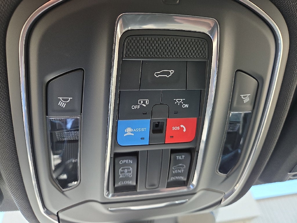 2027 Jeep Grand Cherokee L Laredo Altitude