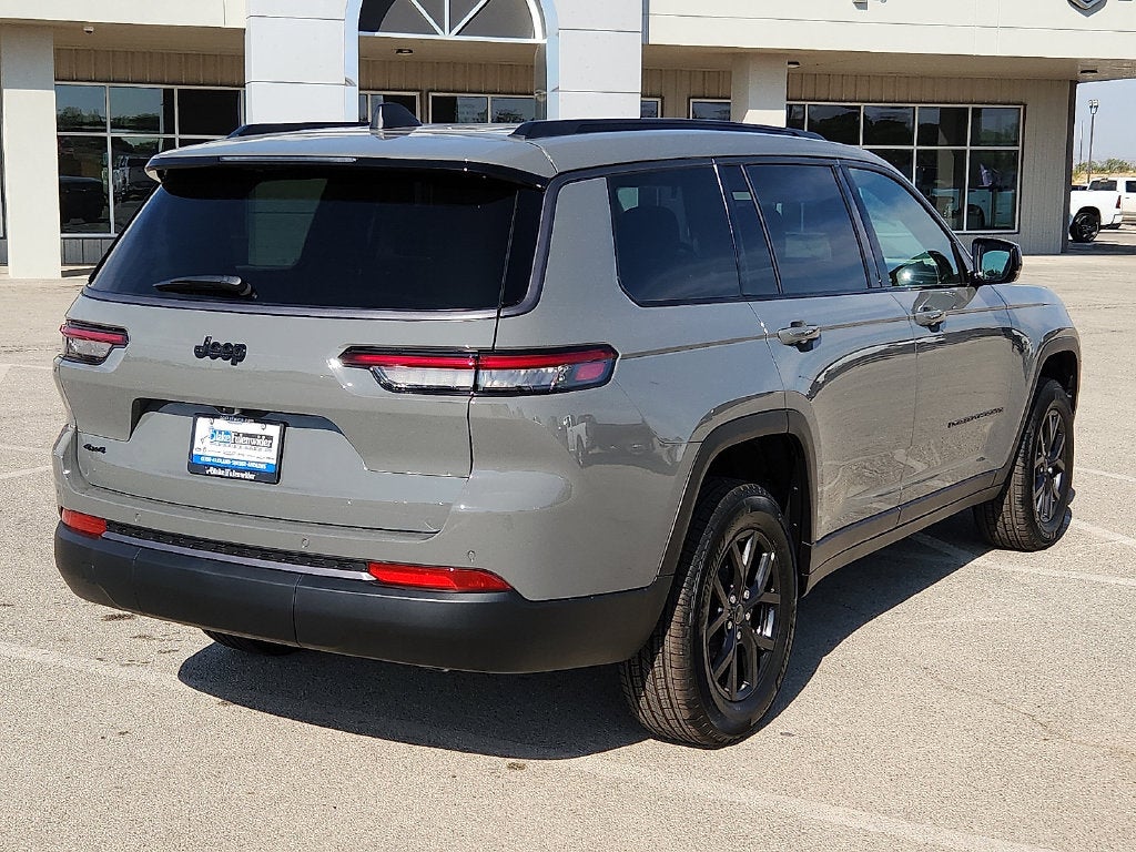 2027 Jeep Grand Cherokee GRAND CHEROKEE L LAREDO ALTITUDE 4X4
