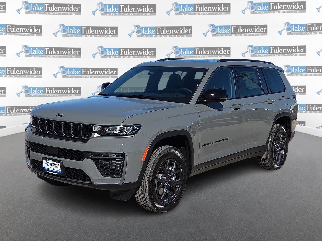 2027 Jeep Grand Cherokee Laredo Altitude