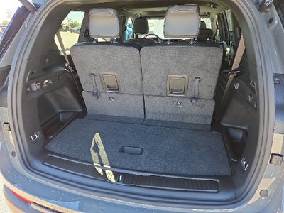 2027 Jeep Grand Cherokee Laredo Altitude