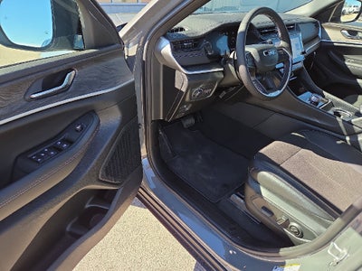 2027 Jeep Grand Cherokee Laredo Altitude
