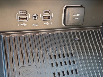 2027 Jeep Grand Cherokee Laredo Altitude