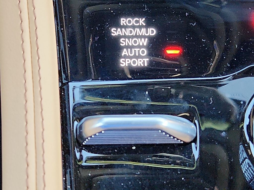 2026 Jeep Grand Cherokee GRAND CHEROKEE L SUMMIT 4X4
