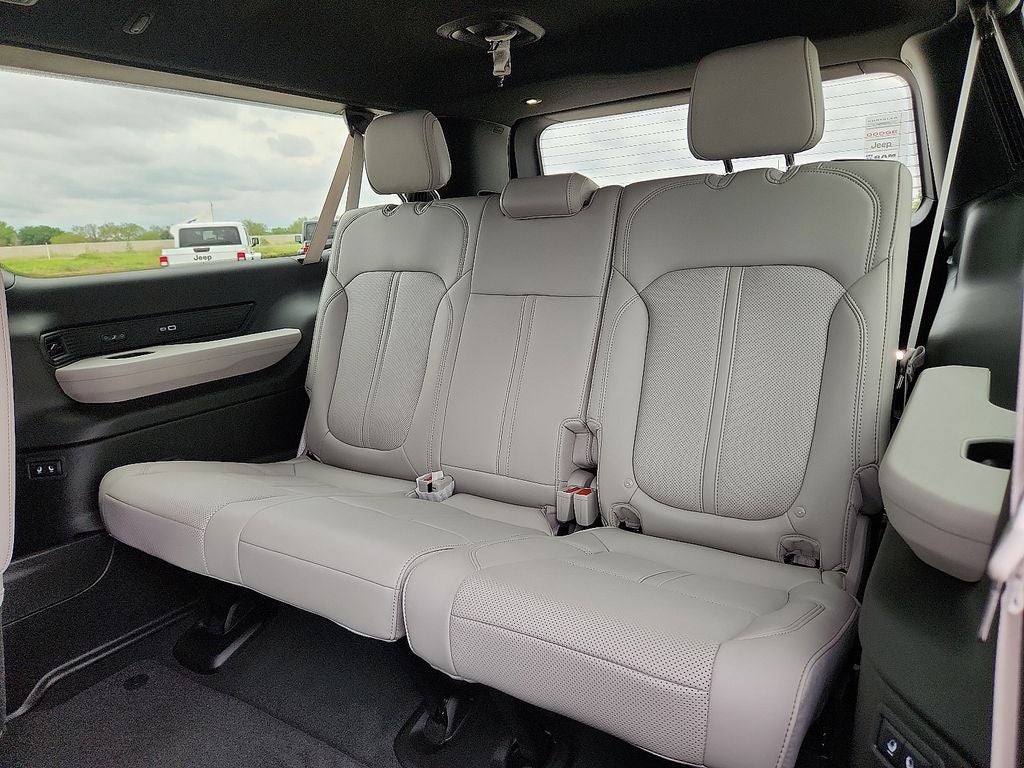 2026 Jeep Grand Wagoneer L Limited Altitude