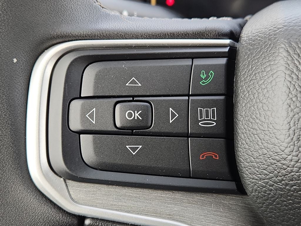 2025 Jeep Wagoneer Base