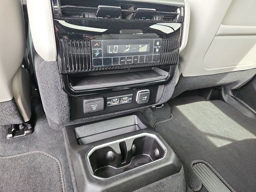 2026 Jeep Grand Wagoneer 4x4