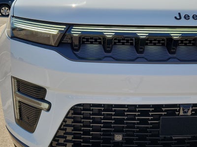 2026 Jeep Grand Wagoneer Limited Reserve