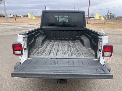 2022 Jeep Gladiator Sport