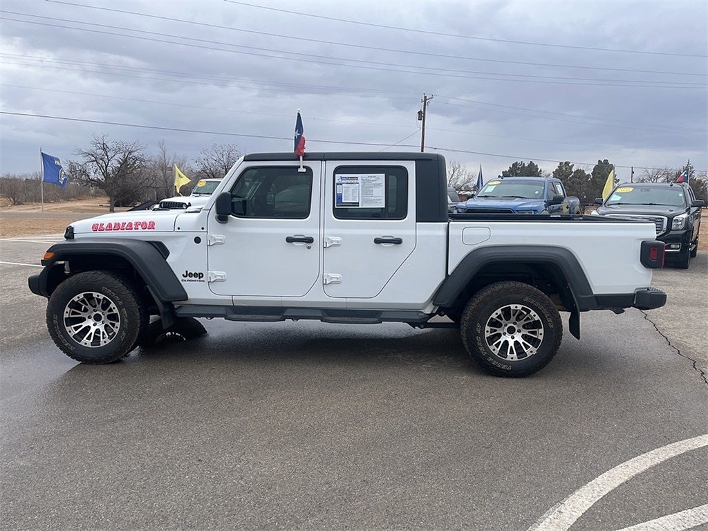 2022 Jeep Gladiator Sport
