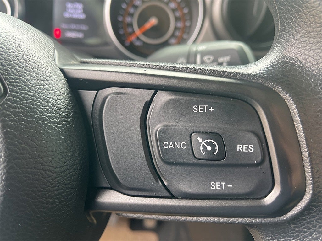 2022 Jeep Gladiator Sport