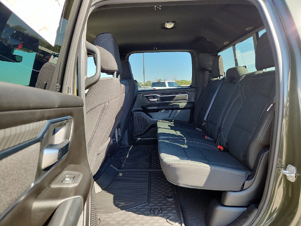 2027 RAM 1500 RAM 1500 LONE STAR CREW CAB 4X2 5'7' BOX