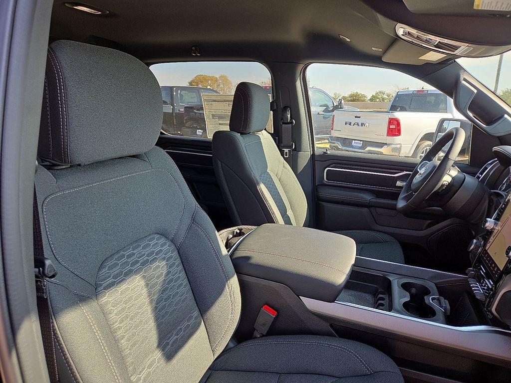 2027 RAM Ram 1500 RAM 1500 LONE STAR CREW CAB 4X4 5'7' BOX