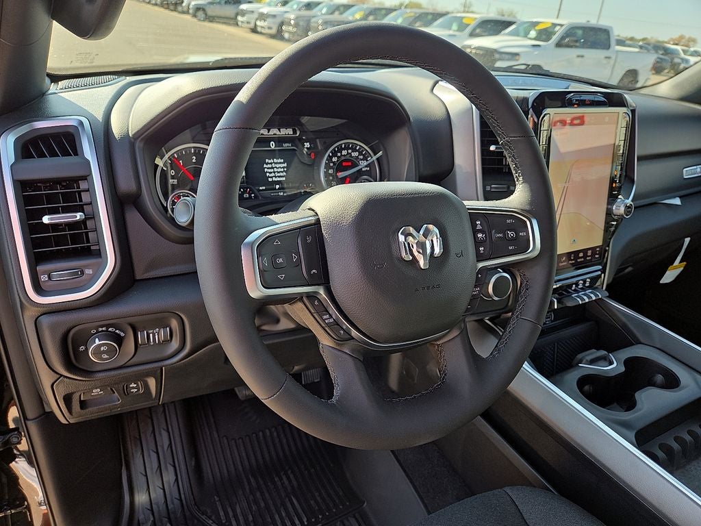 2027 RAM Ram 1500 RAM 1500 LONE STAR CREW CAB 4X4 5'7' BOX