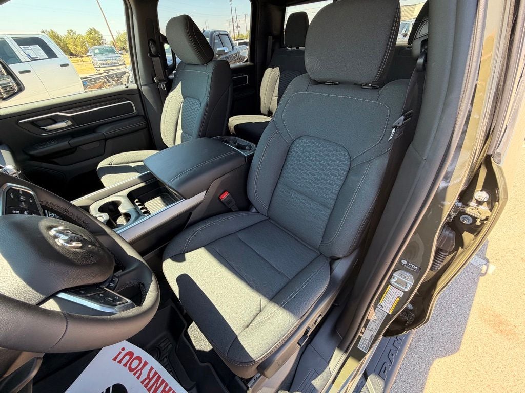 2026 RAM 1500 RAM 1500 LONE STAR CREW CAB 4X4 5'7' BOX