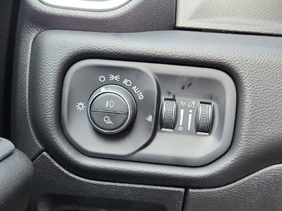 2027 RAM Ram 1500 RAM 1500 LONE STAR CREW CAB 4X4 5'7' BOX