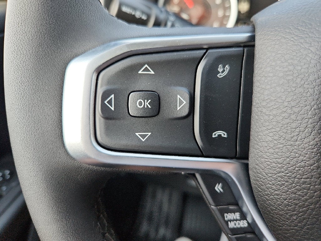 2027 RAM Ram 1500 RAM 1500 LONE STAR CREW CAB 4X4 5'7' BOX