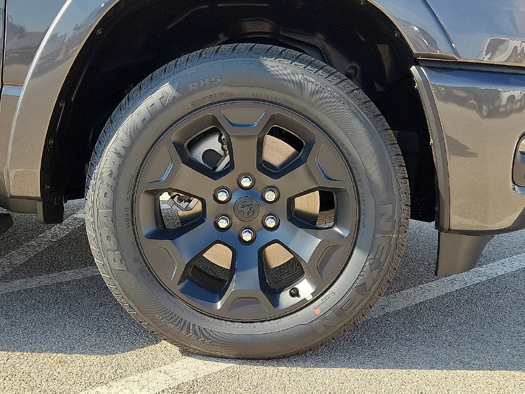 2027 RAM Ram 1500 RAM 1500 LONE STAR CREW CAB 4X4 5'7' BOX
