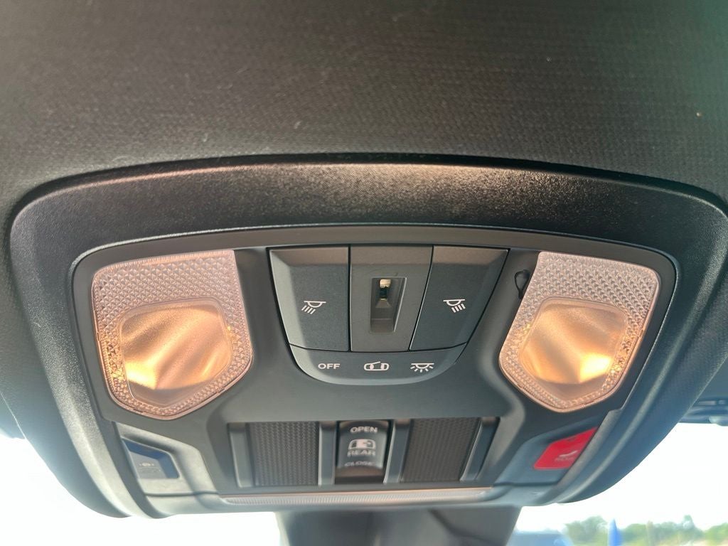 2025 RAM 1500 Lone Star Crew Cab 4x4 5'7' Box