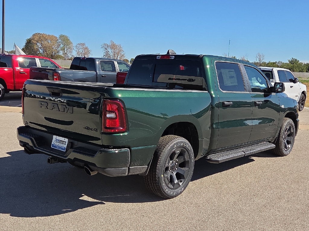 2026 RAM Ram 1500 RAM 1500 EXPRESS CREW CAB 4X4 5'7' BOX