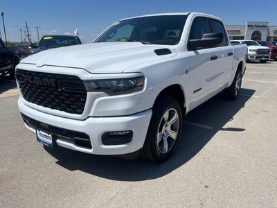 2026 RAM 1500 RAM 1500 EXPRESS CREW CAB 4X4 5'7' BOX