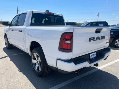 2026 RAM 1500 RAM 1500 EXPRESS CREW CAB 4X4 5'7' BOX