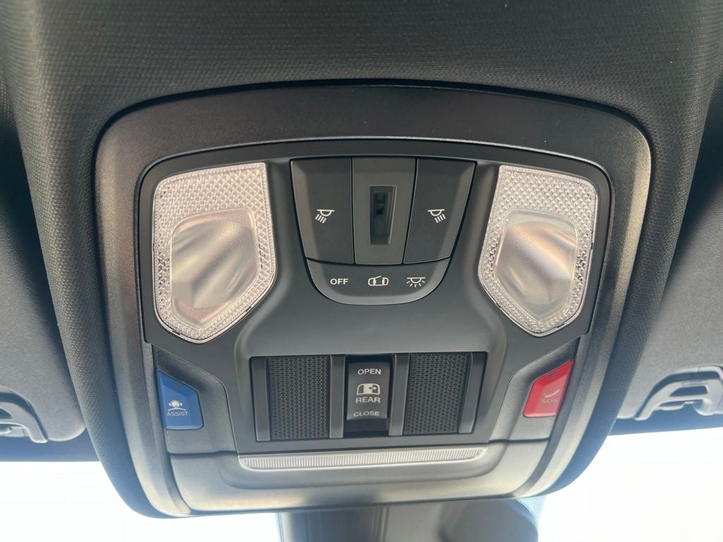2026 RAM 1500 RAM 1500 EXPRESS CREW CAB 4X4 5'7' BOX