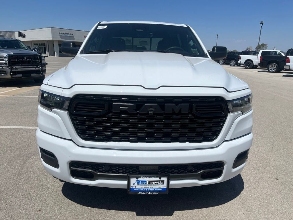 2026 RAM 1500 RAM 1500 EXPRESS CREW CAB 4X4 5'7' BOX