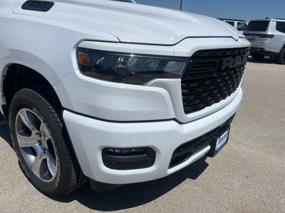 2026 RAM 1500 RAM 1500 EXPRESS CREW CAB 4X4 5'7' BOX