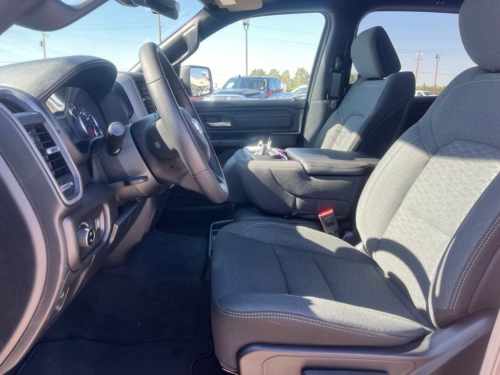 2026 RAM 1500 RAM 1500 EXPRESS CREW CAB 4X4 5'7' BOX